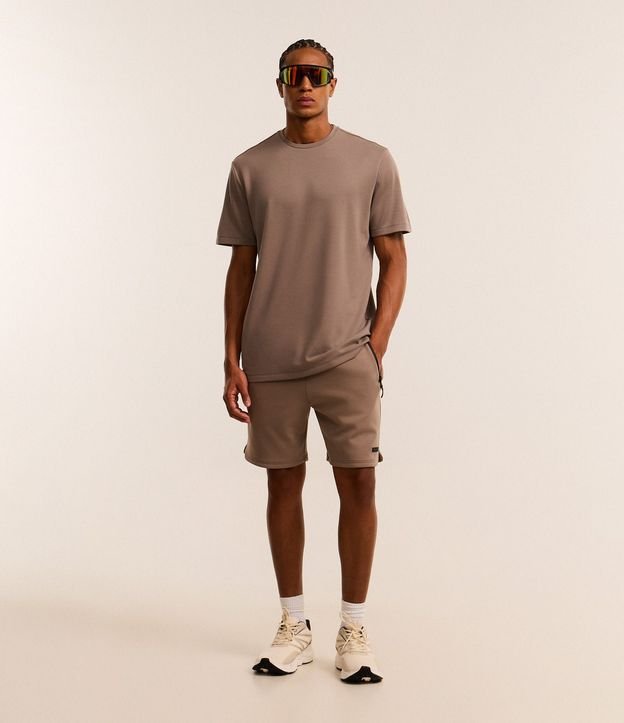 Remera Comfort Deportiva en Tech Fleece con Tecnologia Dry 2