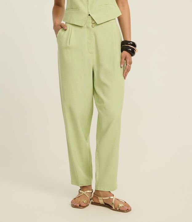 Pantalón Carrot sastre Cintura Alta en Crepé con Bolsillos 3