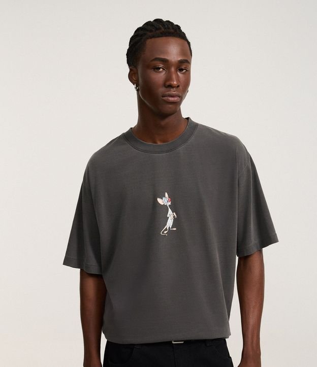 Remera Boxy en Malla Desteñida con Estampa Pinky y Cérebro 2