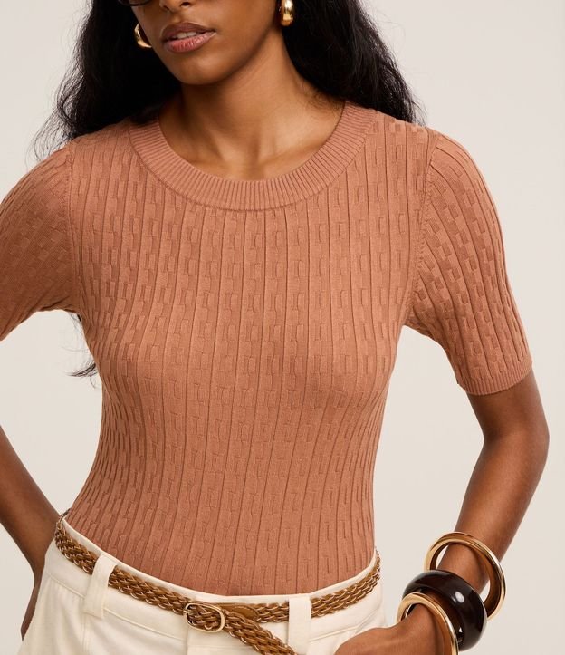 Blusa en Punto Leve con Texturas 4