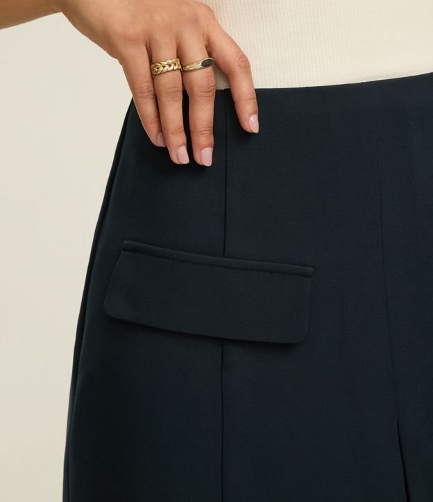 Short Pollera Sastre con Solapas y Recorte V con Traspase 5