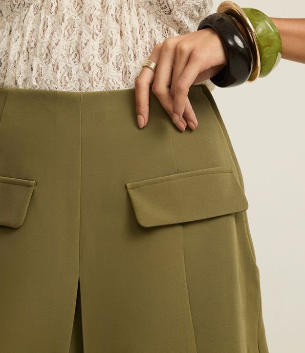 Short Pollera Sastre con Solapas y Recorte V con Traspase 5