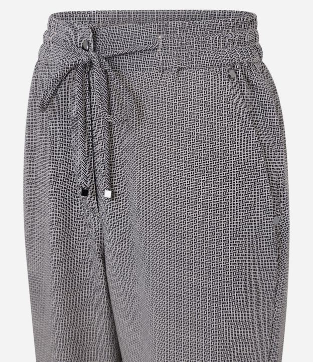 Pantalón en Crepé con Estampado Geométrico 6