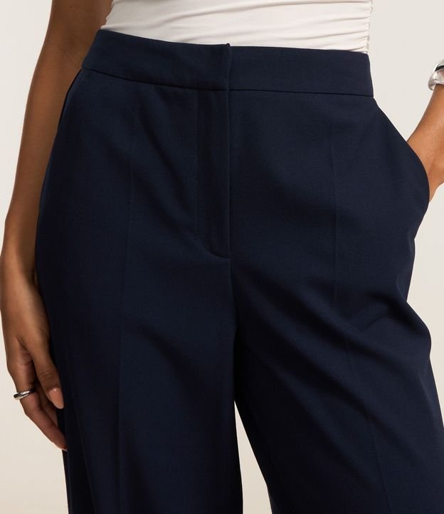Pantalón Recto en Sastrería con Bolsillo Cuchillo 4