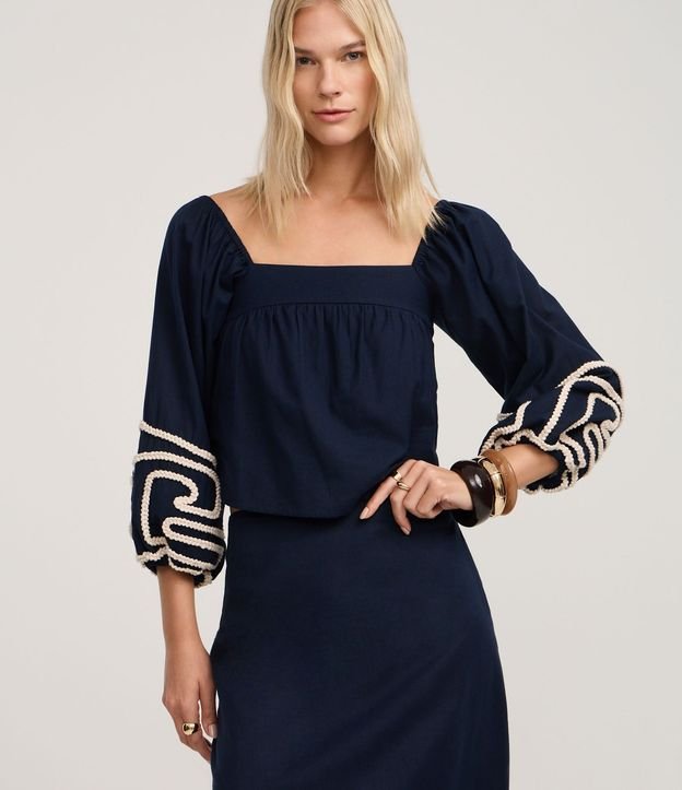 Blusa Corta Hombro a Hombro con Bordado en Cuerda 1