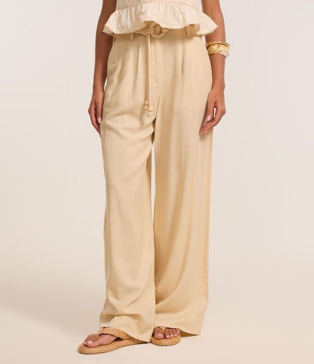 Pantalón Pantalona en Viscolino con Cinturón de Cordas con Hebilla de Adornos 3