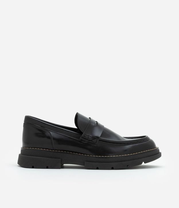 Zapato en PU con Efecto Vinil y Suela track