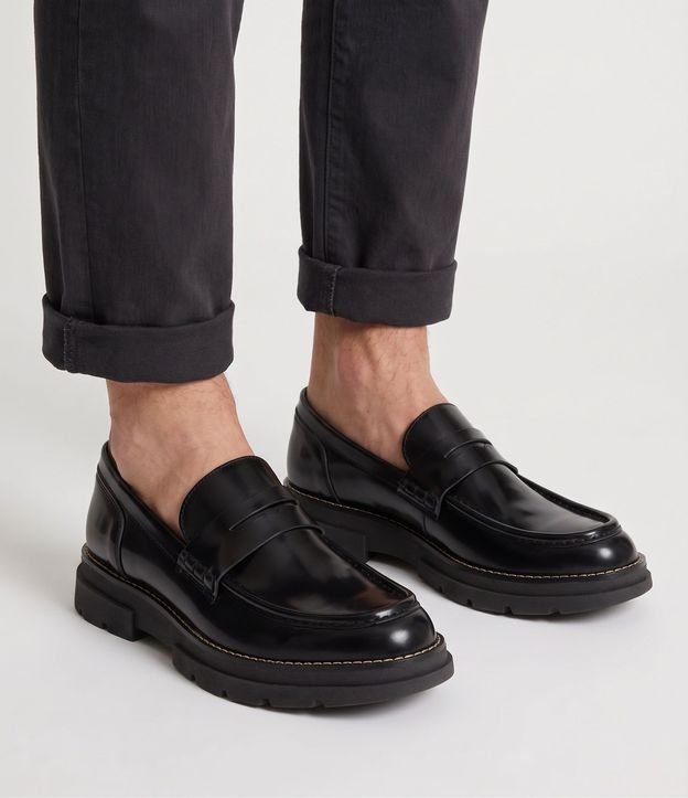 Zapato en PU con Efecto Vinil y Suela track 2