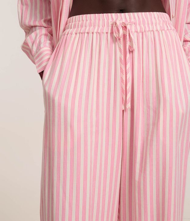 Pantalón Recto Fluida en Cambraia con Rayas verticales 5