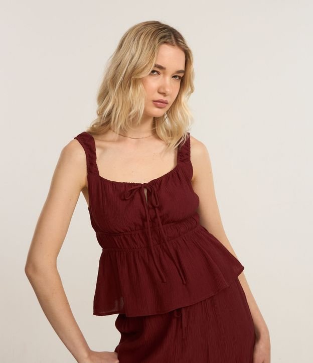Blusa Texturizada con Lazo y Volado