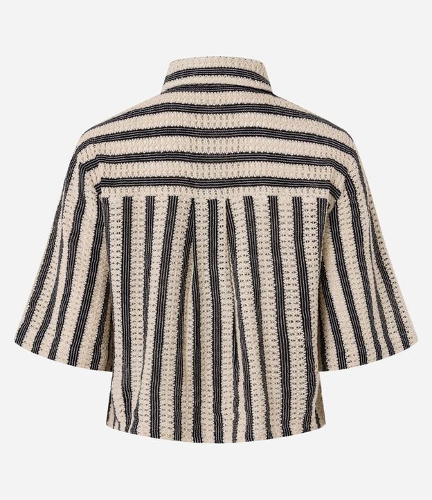 Camisa Corta con Textura y Rayas 8