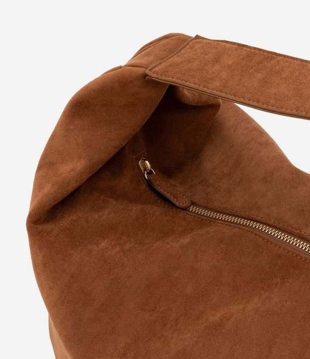 Cartera Hobo Gamuza con Bretel Ancho 6