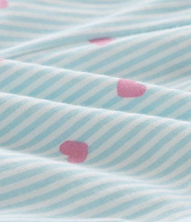 Conjunto Infantil con Estampa de Rayas y Corazones - Talle 0 a 18 Meses 7
