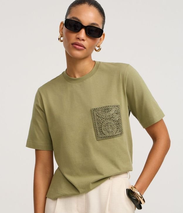 Remera en Algodón con Bolsillo de Efecto Ganchillo 2