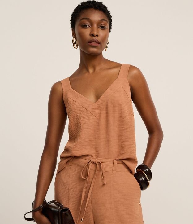 Blusa en Airflow con Escote V y Bretel Ancho 1