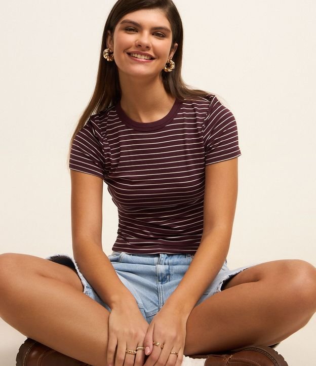 Blusa Cropped en Rib Básica Rayada 3