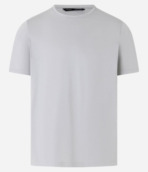 Remera Slim Básica en Algodón Peruano con Cuello Redondo 7