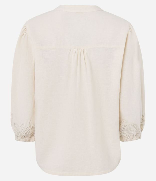 Blusa Bata en Cambraia con Bordado y Elástico en el Puño 6