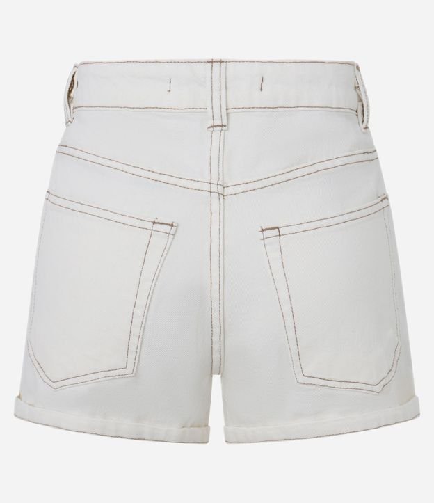 Short en Sarga con Bolsillos Dobles y Colgante de Concha 6