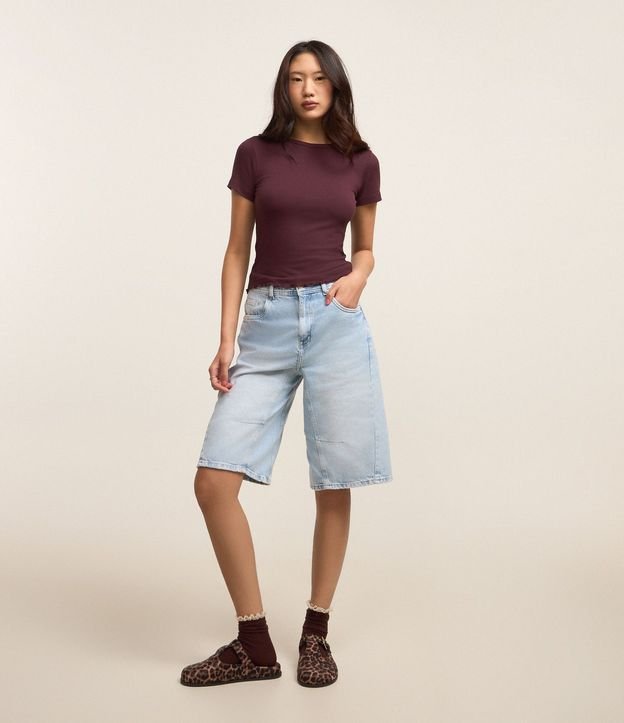 Blusa en Viscosa Texturizada con Bajo Ondulado 2