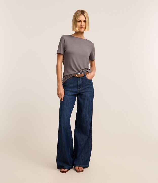 Blusa Básica en Viscosa con Escote Redondo 2