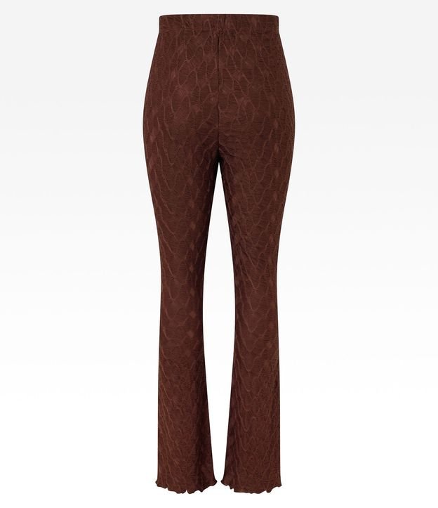Pantalón Flare Texturizado con Bajo Ondulado 11