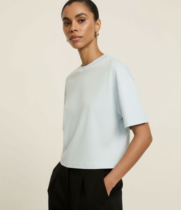 Remera Boxy en Algodón Peruano con Manga Amplia 6