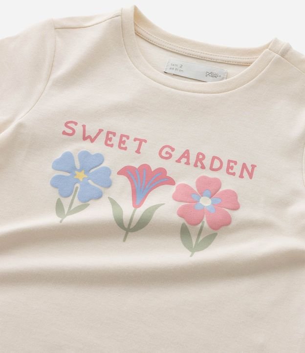 Conjunto Infantil con Estampa Flores - Talle 1 a 6 años 12