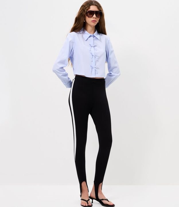 Camisa Cropped en Tricolina con Rayas con Lacitos Delanteros 2