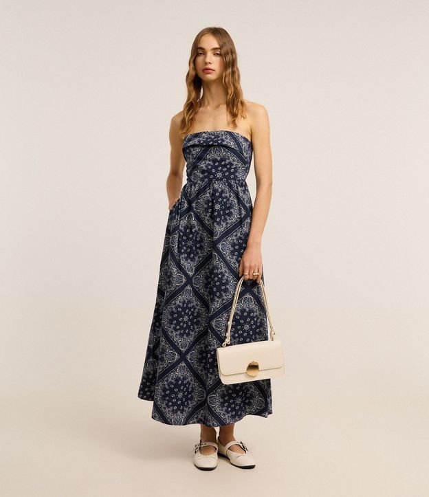 Vestido Largo en Tricolina con Estampa Paisley