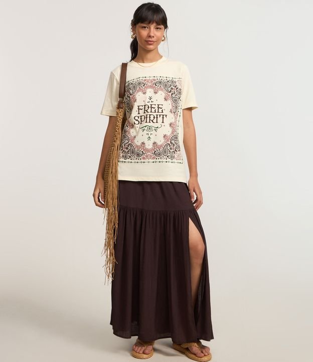 Remera Alargada en Algodón con Estampa Paisley y Lettering 2