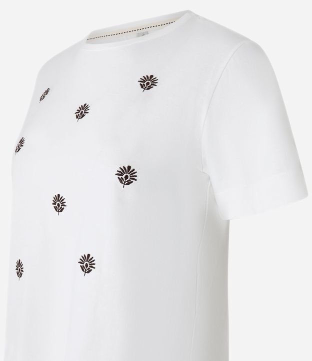 Remera en Algodón con Bordados de Flor 5