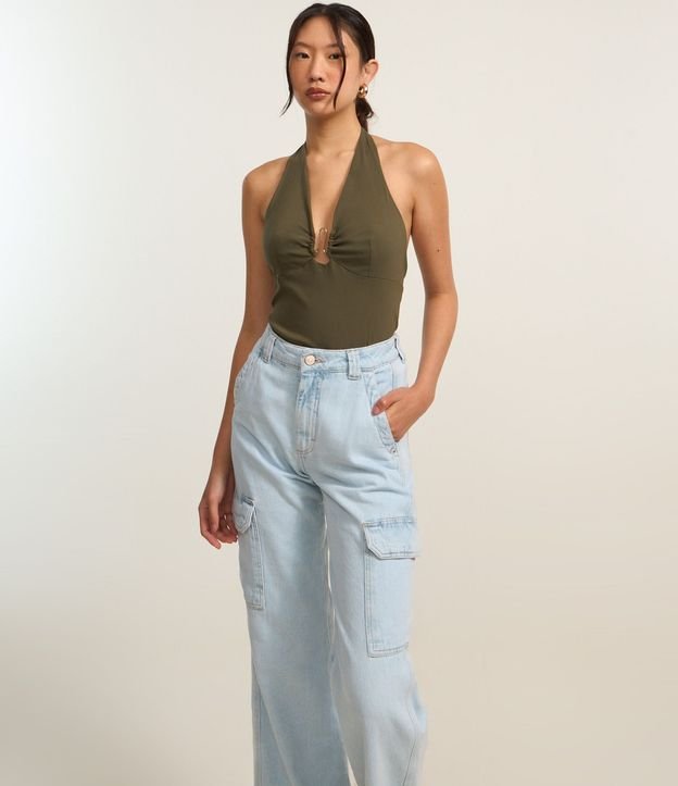 Pantalón Recto Comfort en Jeans con Bolsillos Cargo 3