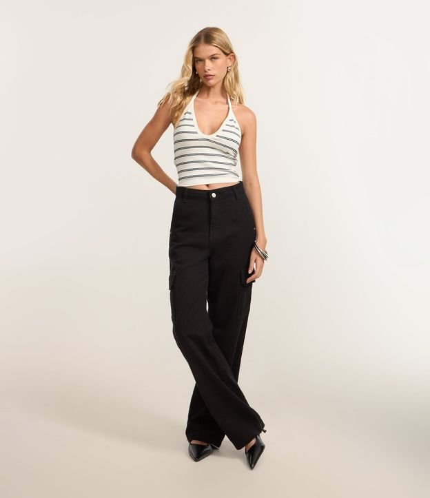 Pantalón Recto Comfort en Sarga con Bolsillos Cargo 1