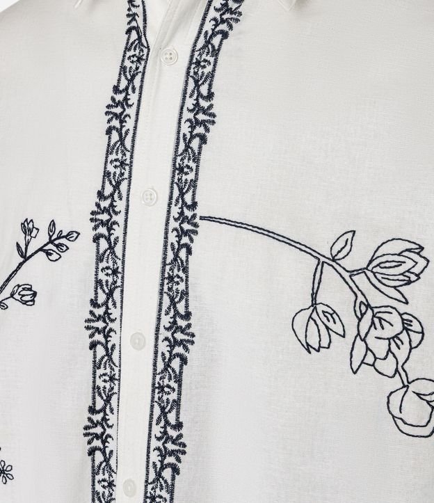 Camisa Comfort en Algodón con Bordado Floral 8