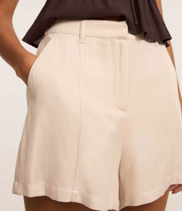 Short Corto Alfaiatado en Viscosa Twill 6