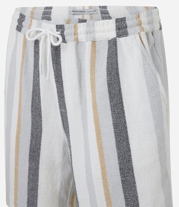 Bermuda Comfort en Jacquard con Estampa de Rayas Texturizada 6