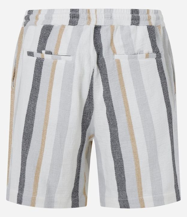 Bermuda Comfort en Jacquard con Estampa de Rayas Texturizada 7