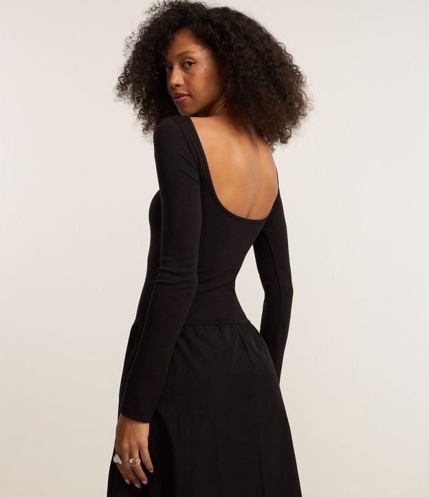 Vestido New Midi en Rib con Manga Larga 6