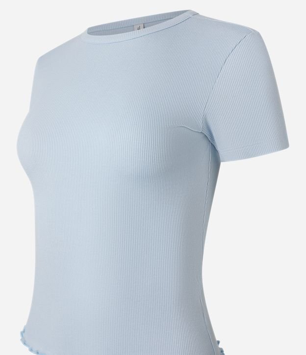 Blusa en Viscosa Texturizada con Bajo Ondulado 8