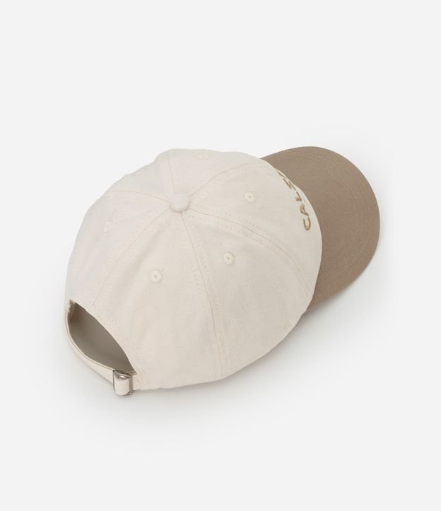 Gorra Aba Curva en Sarga con Bordado California 3