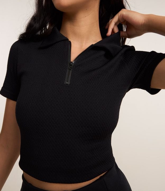 Blusa Polo con Cremallera en Seamless Texturizada 4