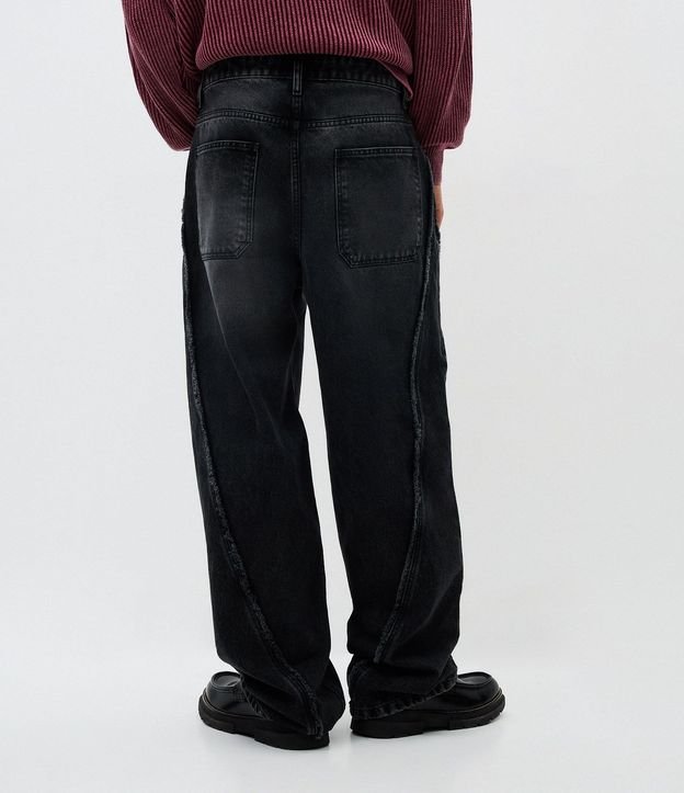 Pantalón Super Baggy en Jeans con Detalles Deshilachados 3
