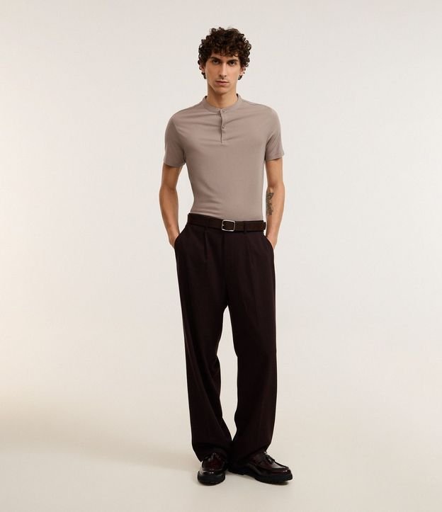 Remera Slim en Viscosa con Cuello Padre 3