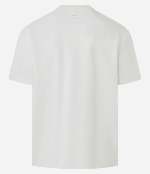Remera Relaxed Básica en Malla 8