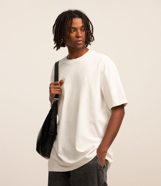 Remera Relaxed Básica en Malla 5