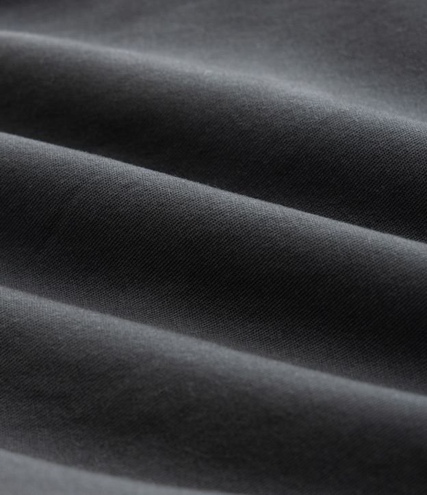 Bermuda Slim en Sarga con Elastano 3
