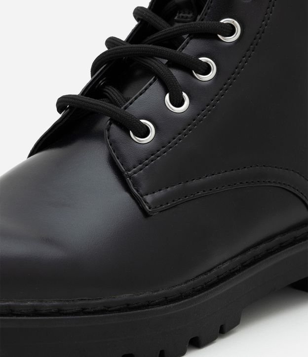 Bota Coturno en PU con Cordón 5
