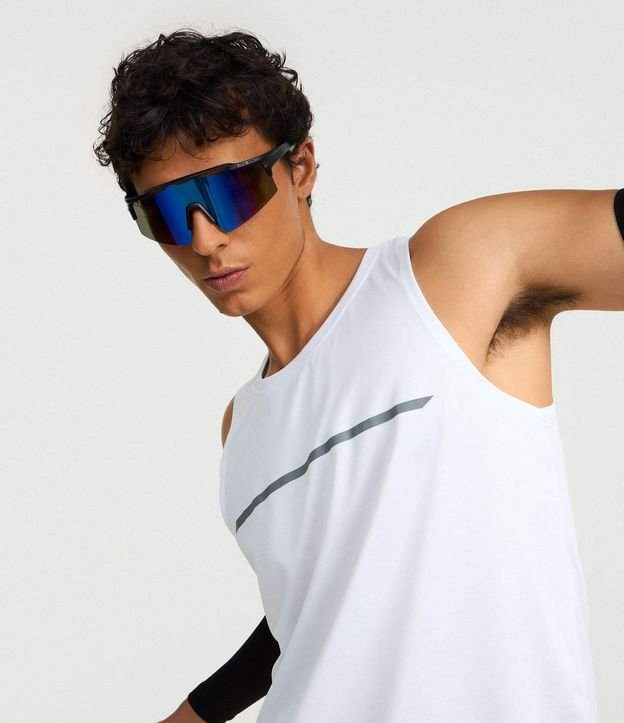 Musculosa Regular Deportiva en Tecnologia Dry con Detalle Reflectante 6