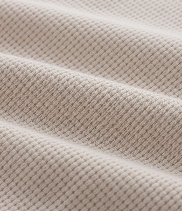 Bata Comfort Texturizado con Cuello V y Lazo 11